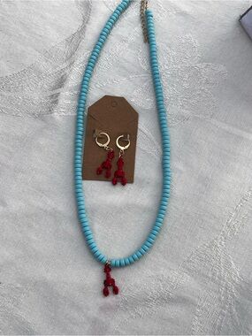 Lobster Beaded Necklace with Red Accent Pendant and Earrings - Unbranded